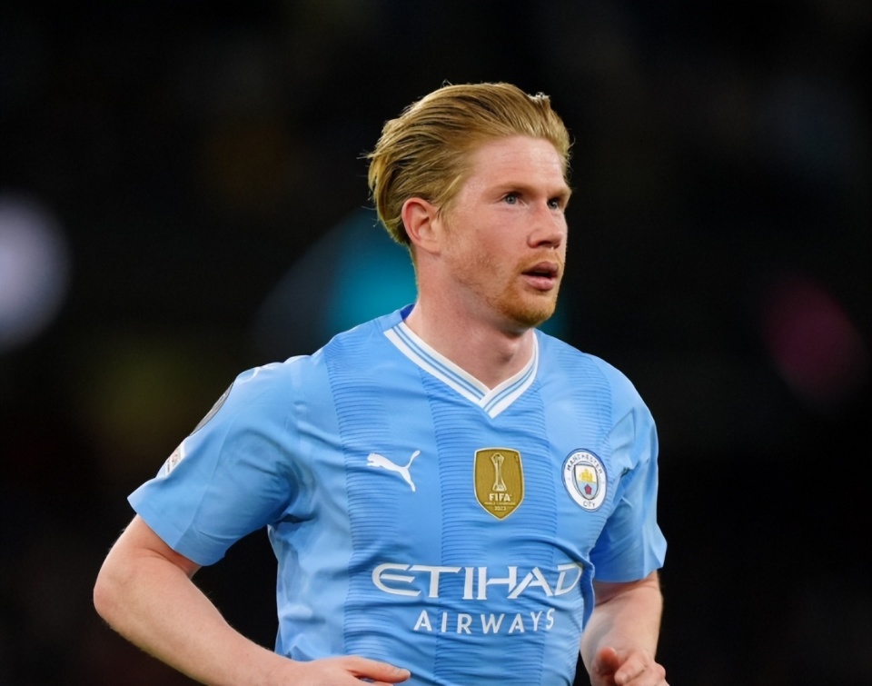 总结：从大谷翔平的 AP 殊荣到村上宗隆的白袜新旅程，2025 棒球季在荣耀中画下句点。