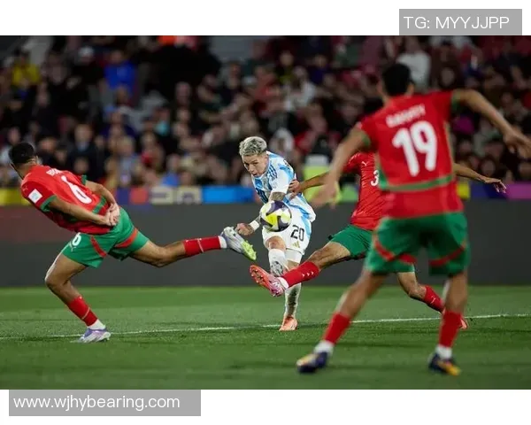 扑克高手如何应对逆风（牌坛高手如何逆势应对）